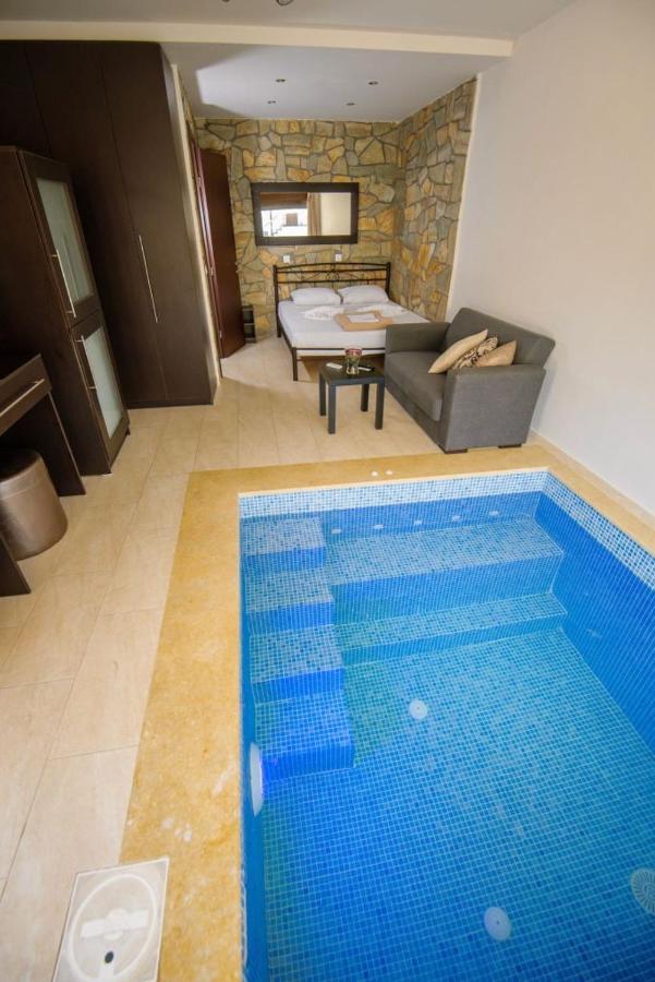 Stone Suites Pefkochori Eksteriør billede